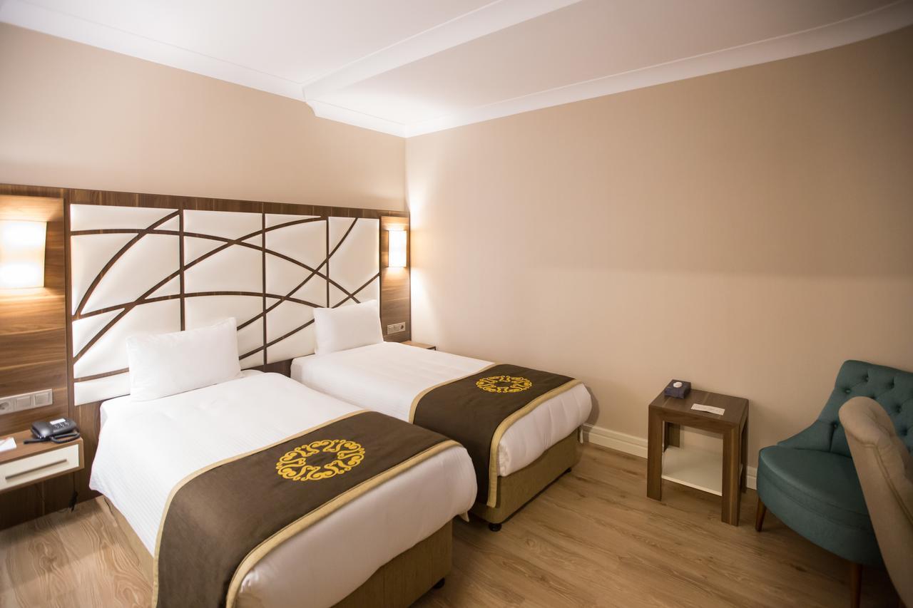 The Grand Mira Business Otel 4*